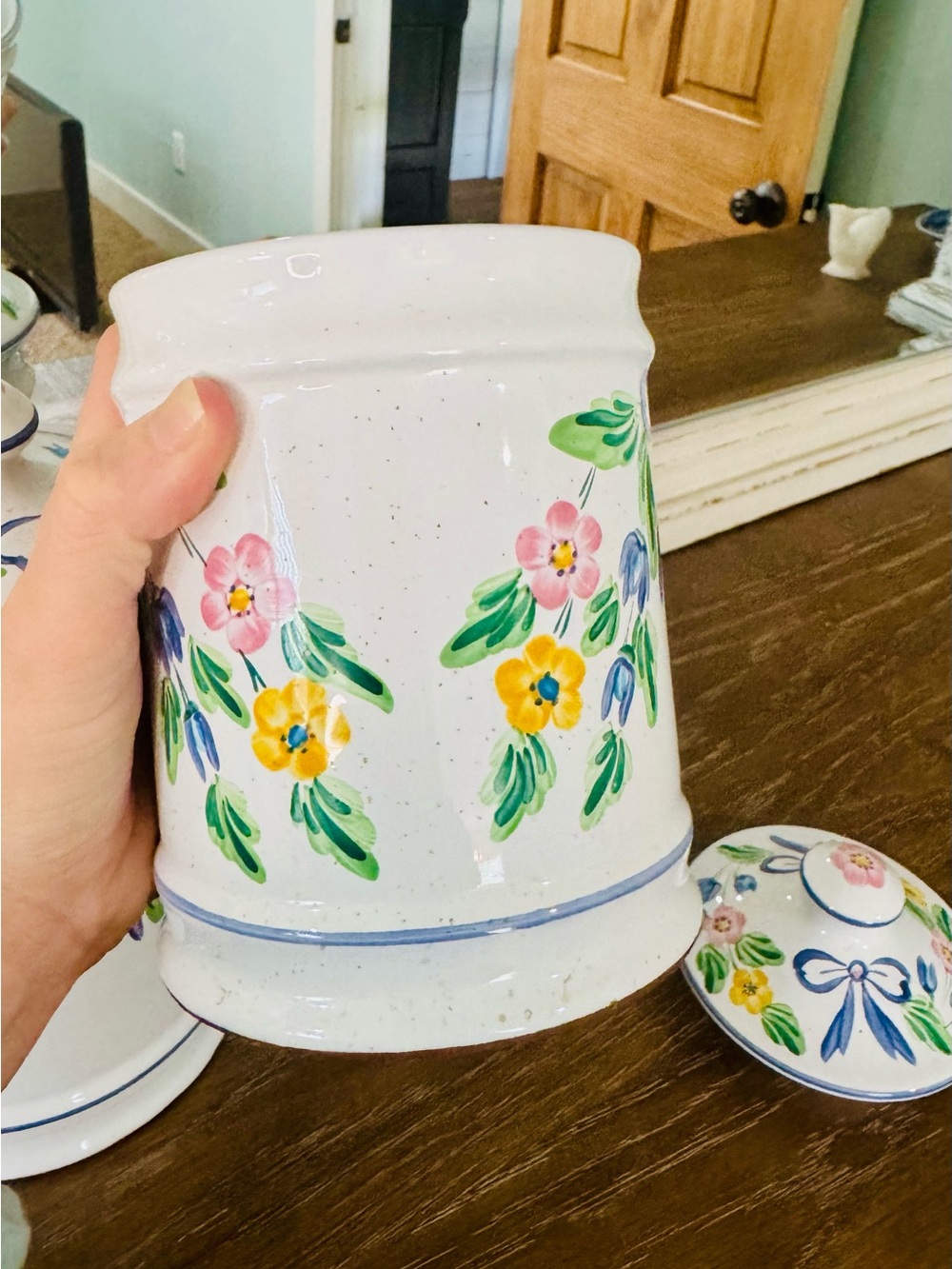 Herend Pottery Floral Ceramic Canister Set - Blue Bow Accent Vintage - Picture 4 of 9